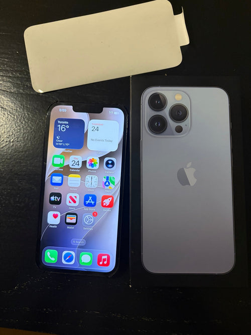 iPhone 13 Pro 256GB Sierra Blue front view
