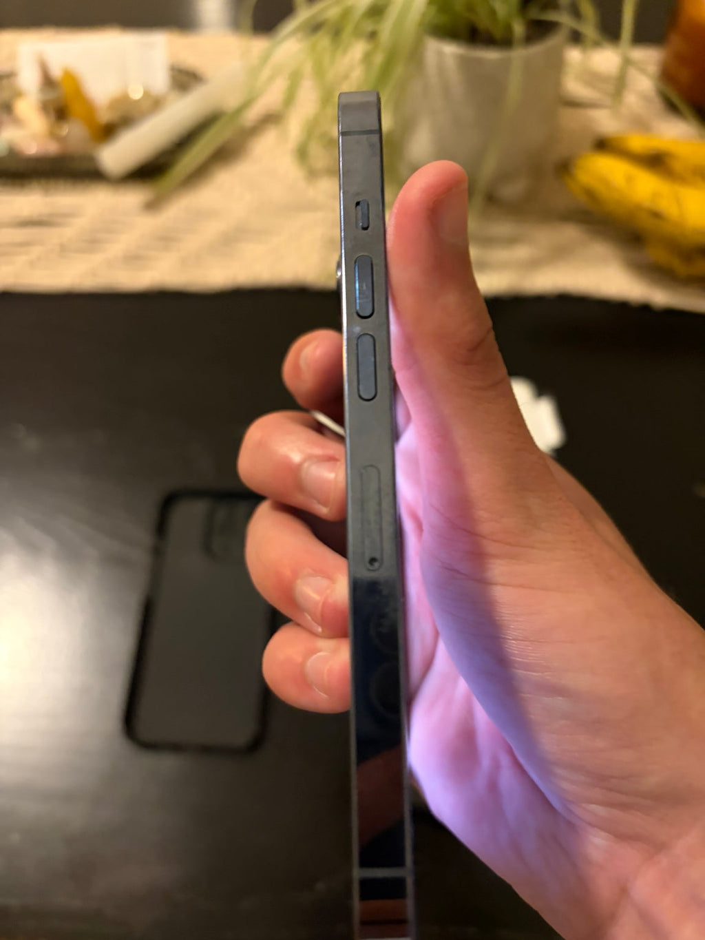 iPhone 13 Pro 256GB Sierra Blue left side view