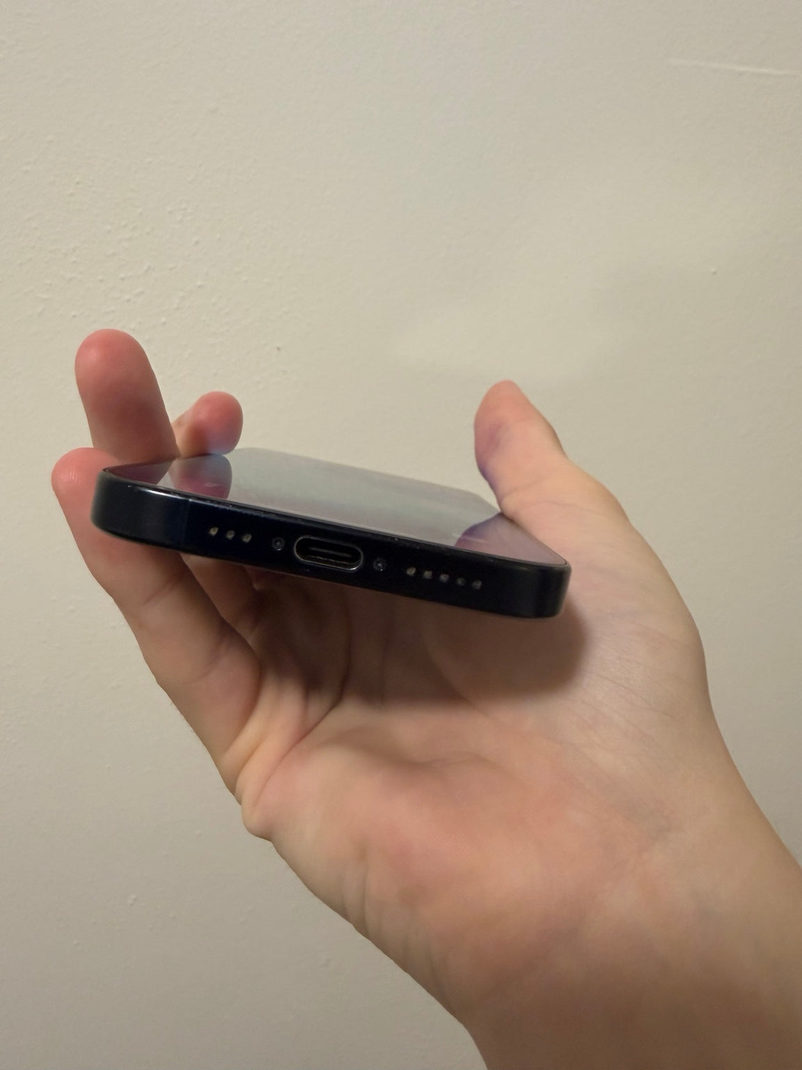 iPhone 15 Pro bottom USB-C port condition